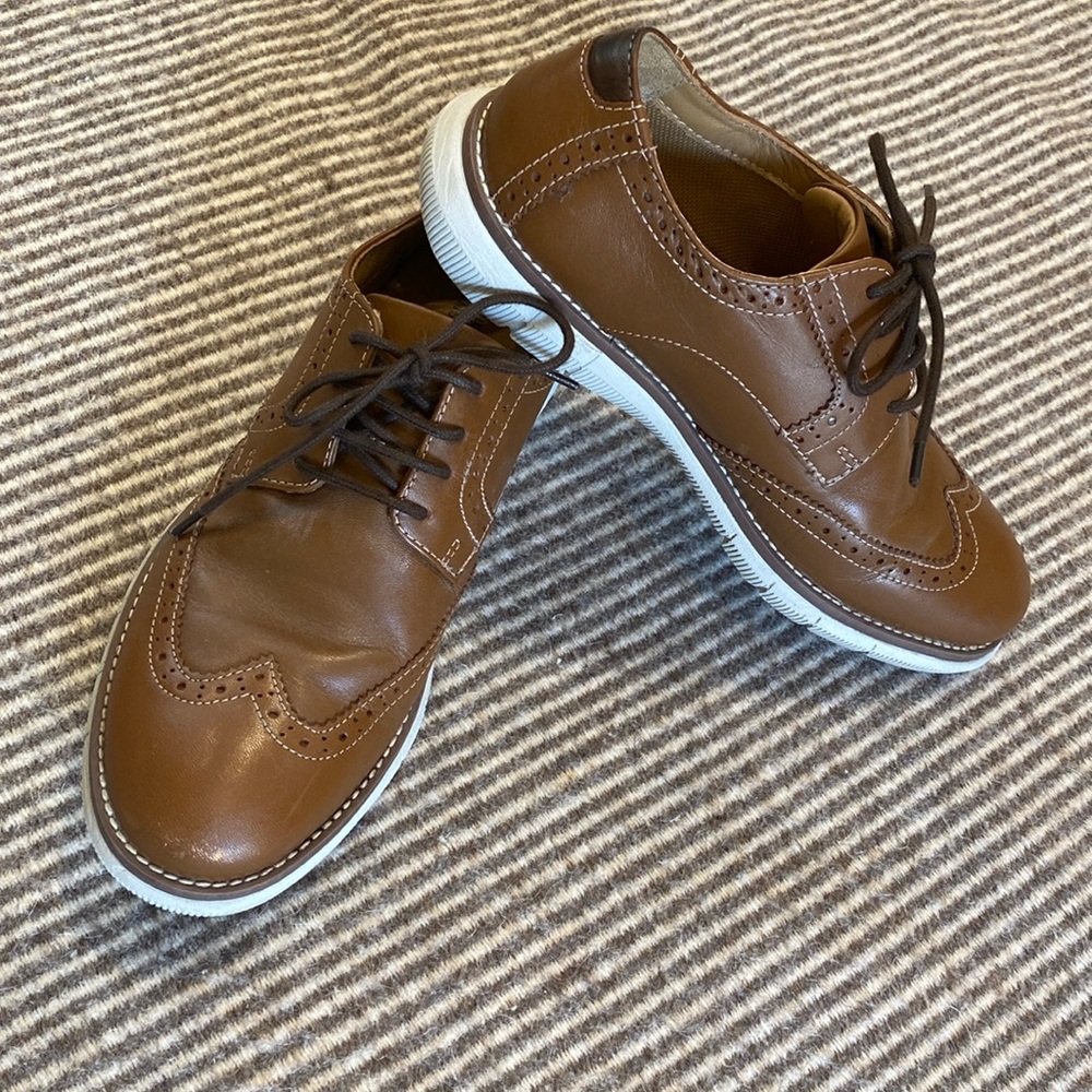 Boy’s Size 3M, Johnston Murphy dressy shoes